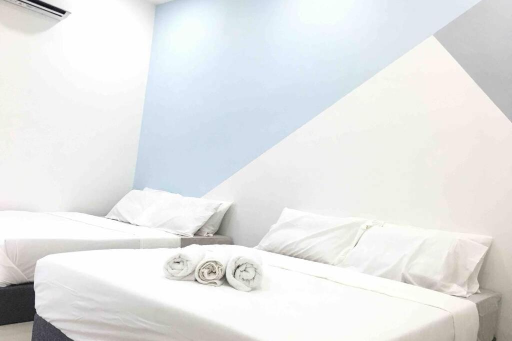 新山22Pax :Taman Pelangi Party House Nearby Midvelly别墅 外观 照片